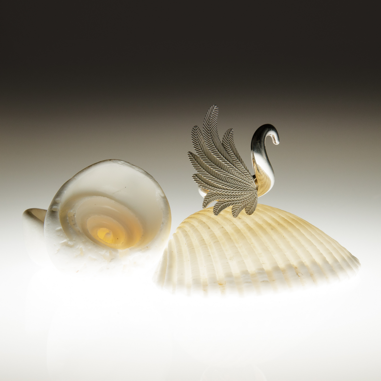 SWAN RING