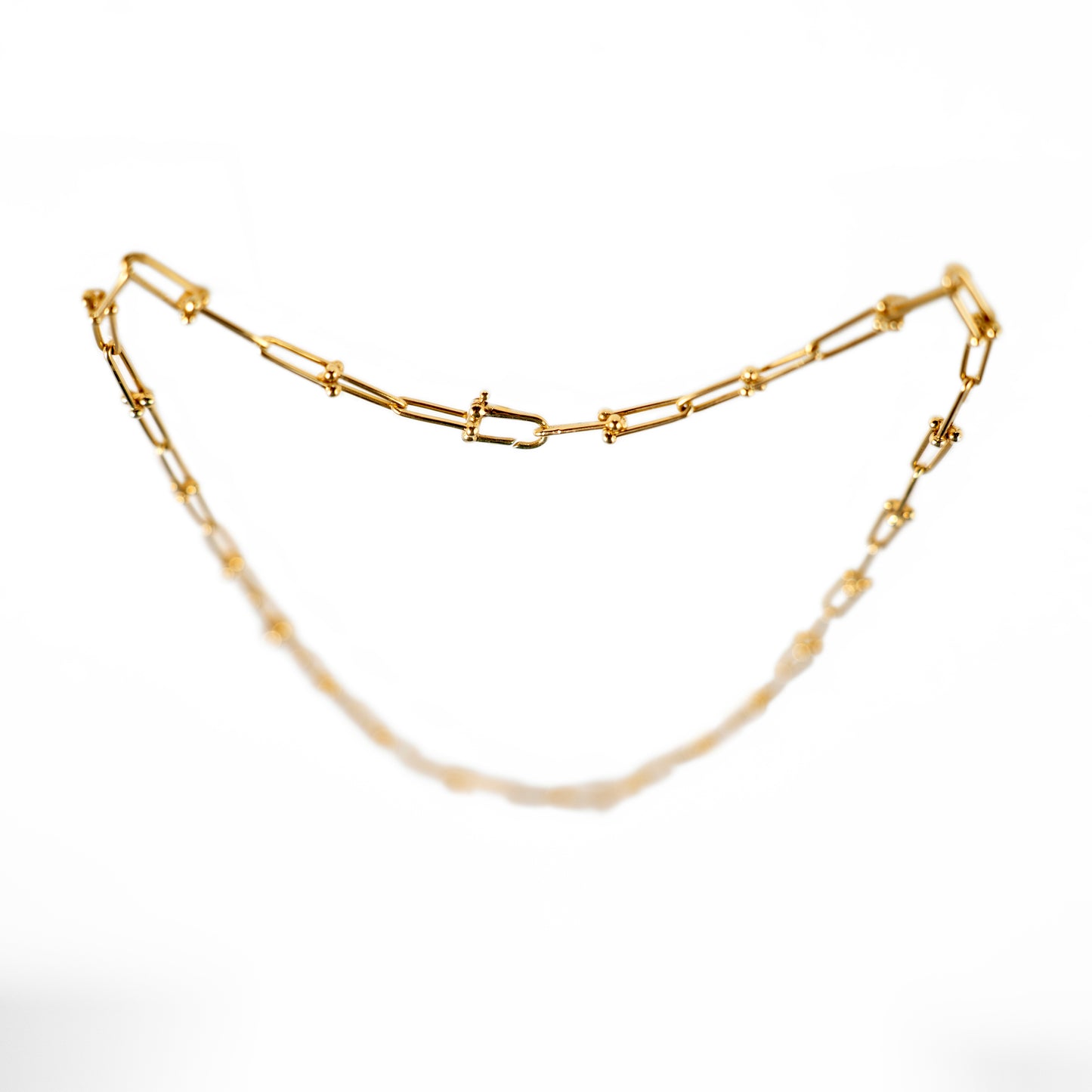 LIGHTWEIGHT CHAIN-LINK NECKLACE